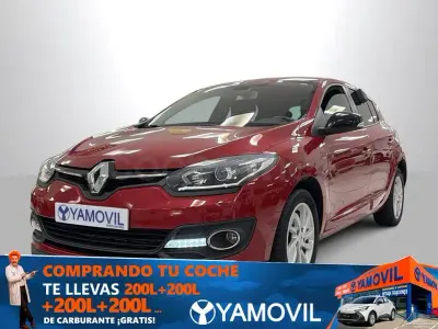 Usado Renault Mégane LIMITED 115 CV (84 kW) 2014 Rojo Berlina