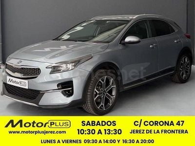 Usado Kia XCeed 136 CV (100 kW) 2020 Gris / plata SUV