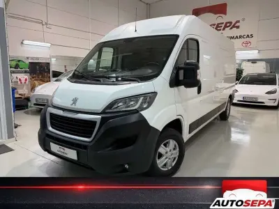 Usado Peugeot Boxer S 139 CV (102 kW) 2021 Blanco Van