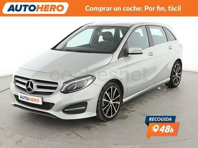 Usado Mercedes B200 Urban 136 CV (100 kW) 2015 Gris Monovolumen