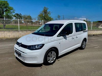 Usado VW Caddy 102 CV (75 kW) 2021 Blanco Monovolumen