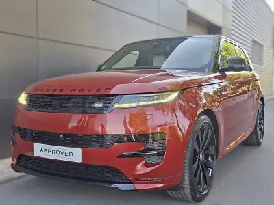 Usado Land Rover Range Rover Sport SE Dynamic 300 CV (220 kW) 2025 Rojo SUV