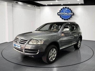 Usado VW Touareg 240 CV (176 kW) 2008 Gris / plata SUV