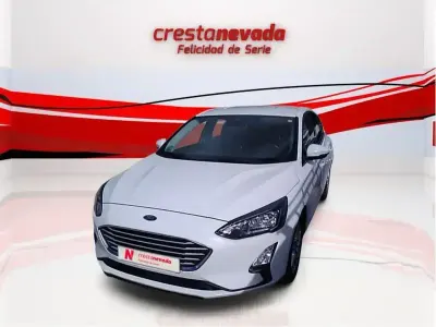 Begagnad Ford Focus Trend 120 HK (88 kW) 2020 Vit