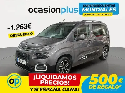 Usado Citroën Berlingo Feel 110 CV (80 kW) 2019 Gris / plata Monovolumen