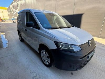 Usado VW Caddy Beach 102 CV (75 kW) 2021 Blanco Monovolumen