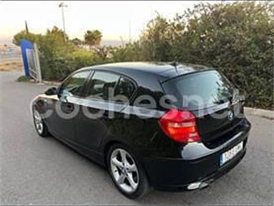 Usado BMW 118 143 CV (105 kW) 2009 Negro Utilitario