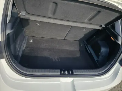 Usado Hyundai i20 100 CV (73 kW) 2021 Blanco Utilitario