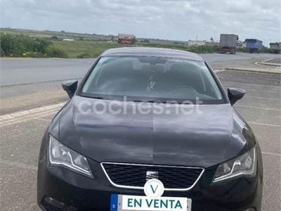 Usado Seat Leon Style 110 CV (80 kW) 2016 Negro Berlina