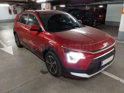 Rojo Usado 2023 Kia Niro SUV | 22.900 € (Precio justo)