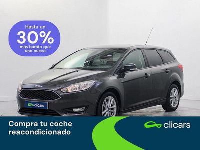 Usado Ford Focus Trend+ 120 CV (88 kW) 2017 Gris / plata Familiar