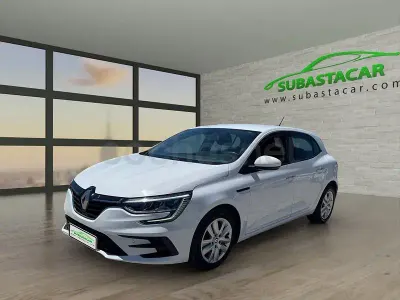 Usado Renault Mégane II Intens 115 CV (84 kW) 2022 Blanco Berlina