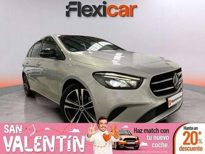 Usado Mercedes B180 116 CV (85 kW) 2019 Gris Monovolumen