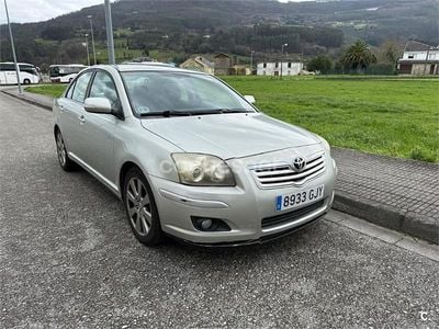 Usado Toyota Avensis Sol 150 CV (110 kW) 2008 Beige Berlina