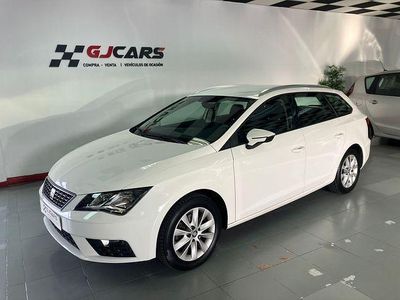 Usado Seat Leon 4Drive 150 CV (110 kW) 2018 Blanco Familiar