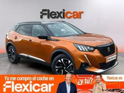Usado Peugeot 2008 GT-line 130 CV (95 kW) 2020 Naranja SUV