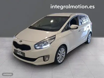 Usado Kia Carens 134 CV (98 kW) 2016 Blanco Monovolumen