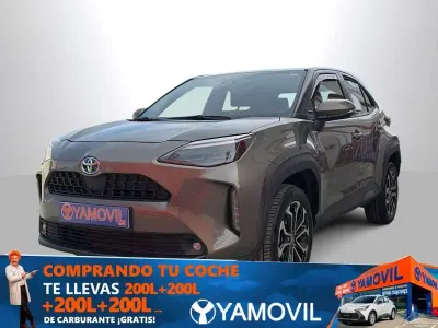 Usado Toyota Yaris Cross Style 116 CV (85 kW) 2024 Gris SUV