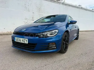 Usado VW Scirocco R-line 150 CV (110 kW) 2015 Azul Coupe