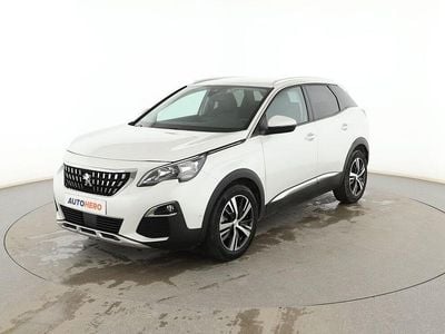 Usado Peugeot 3008 Allure 130 CV (95 kW) 2018 Blanco SUV