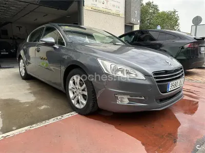 Usado Peugeot 508 Business-Line 140 CV (102 kW) 2012 Gris / plata Berlina