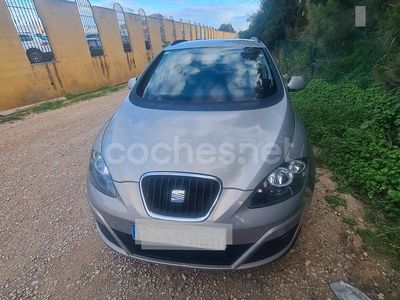 Beige Usado 2011 Seat Altea Style Monovolumen | 7490 € (Un poco caro)