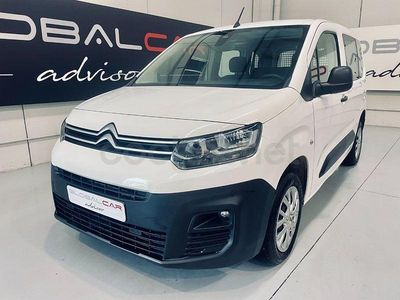 Usado Citroën Berlingo Business Class 102 CV (75 kW) 2022 Blanco Monovolumen