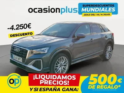 Usado Audi Q2 S-Line 150 CV (110 kW) 2024 Gris SUV