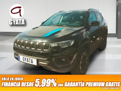 Usado Jeep Compass Trailhawk 240 CV (176 kW) 2022 Negro SUV