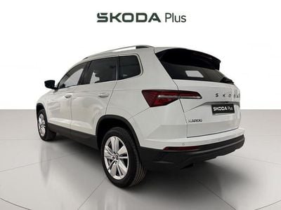 Blanco Usado 2025 Skoda Karoq Selection SUV | 28.540 € (Precio justo)