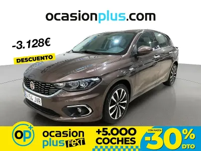 Usado Fiat Tipo Lounge 95 CV (69 kW) 2016 Marrón Berlina