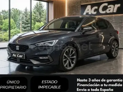 Usado Seat Leon FR 150 CV (110 kW) 2023 Gris / plata Berlina