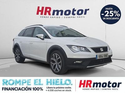 Usado Seat Leon 4Drive 150 CV (110 kW) 2018 Blanco Familiar