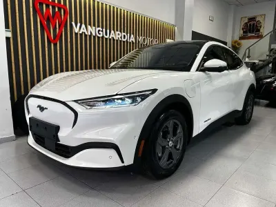 Usado Ford Mustang Mach-E 258 kW (351 CV) 2023 Blanco SUV