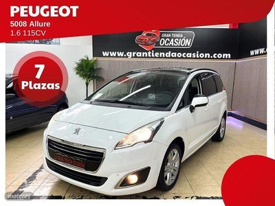 Usado Peugeot 5008 Allure 120 CV (88 kW) 2014 Blanco Monovolumen