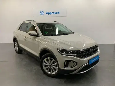 Usado VW T-Roc Cabriolet 150 CV (110 kW) 2025 Gris / plata SUV