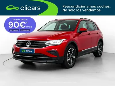Usado VW Tiguan Life 150 CV (110 kW) 2023 Rojo SUV