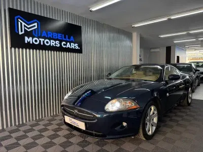 Usado Jaguar XK8 298 CV (219 kW) 2007 Azul Coupe