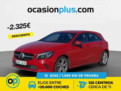 Usado Mercedes A200 Urban 136 CV (100 kW) 2016 Rojo Utilitario