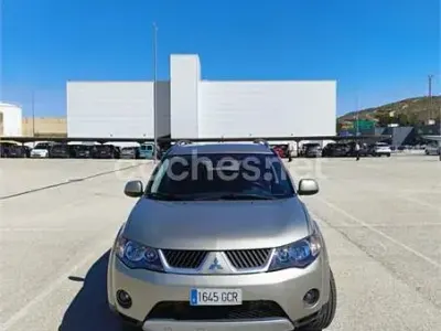Usado Mitsubishi Outlander Intense+ 140 CV (102 kW) 2008 Blanco SUV