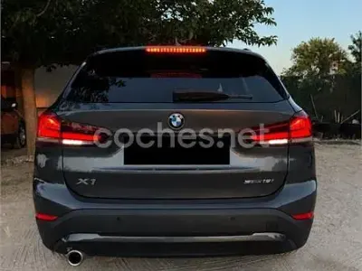 Usado BMW X1 140 CV (102 kW) 2021 Gris / plata SUV