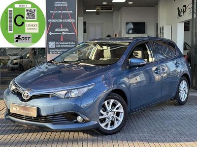 Usado Toyota Auris Active 116 CV (85 kW) 2016 Azul Utilitario