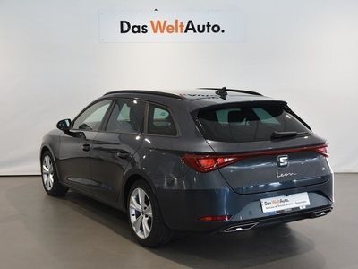 Gris Usado 2024 Seat Leon ST FR Familiar | 27.490 €