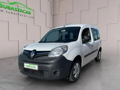 Usado Renault Kangoo 75 CV (55 kW) 2019 Blanco Monovolumen