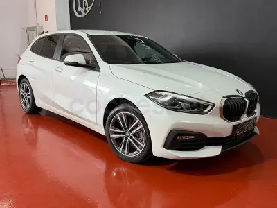 Usado BMW 118 150 CV (110 kW) 2022 Blanco Utilitario
