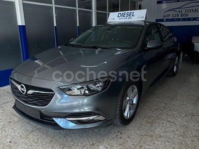 Gris / plata Usado 2020 Opel Insignia Innovation Berlina | 13.990 € (Precio justo)