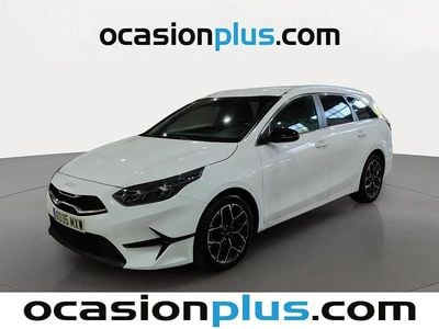 Usado Kia Ceed Style 101 CV (74 kW) 2025 Blanco Utilitario