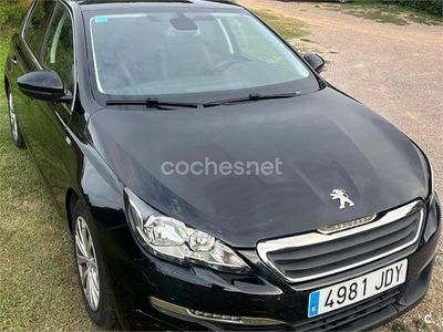 Usado Peugeot 308 Style 115 CV (84 kW) 2015 Negro Berlina