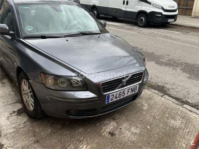 Volvo S40