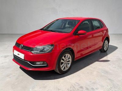Usado VW Polo Advance 90 CV (66 kW) 2014 Rojo Berlina